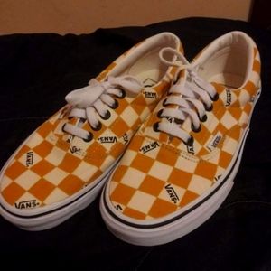 Classic tied Vans (yellow checkered)